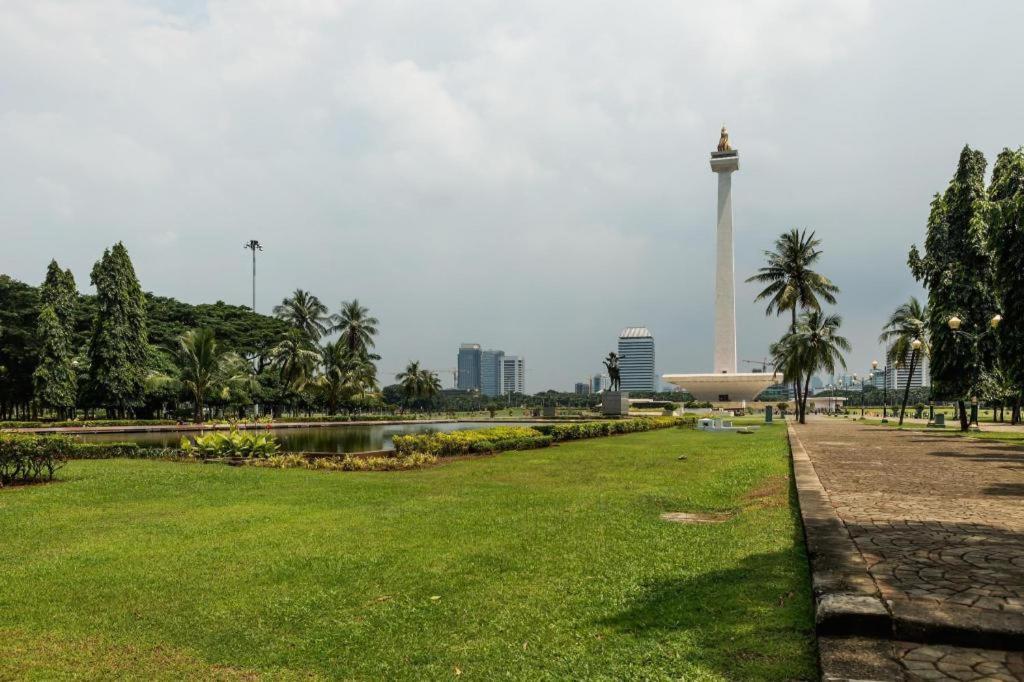 108 Hotel By Him Jakarta Buitenkant foto